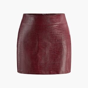 Faux Leather Textured Mini Skirt - Burgundy